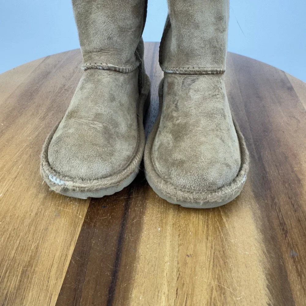 Little Kids Ugg Classic Tall II Chestnut Brown Sheepskin Suede Boots Size 9 C
